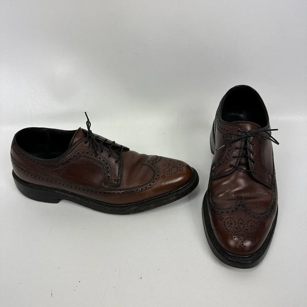 Florsheim v cleat‎ wingtip shoes mens size 9.5 C 57237 comb last Vintage